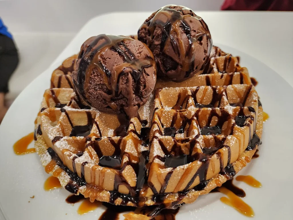 Belgian Waffle With Gelato at Kafe Dolce, Gourmet Street Lalaport BBCC