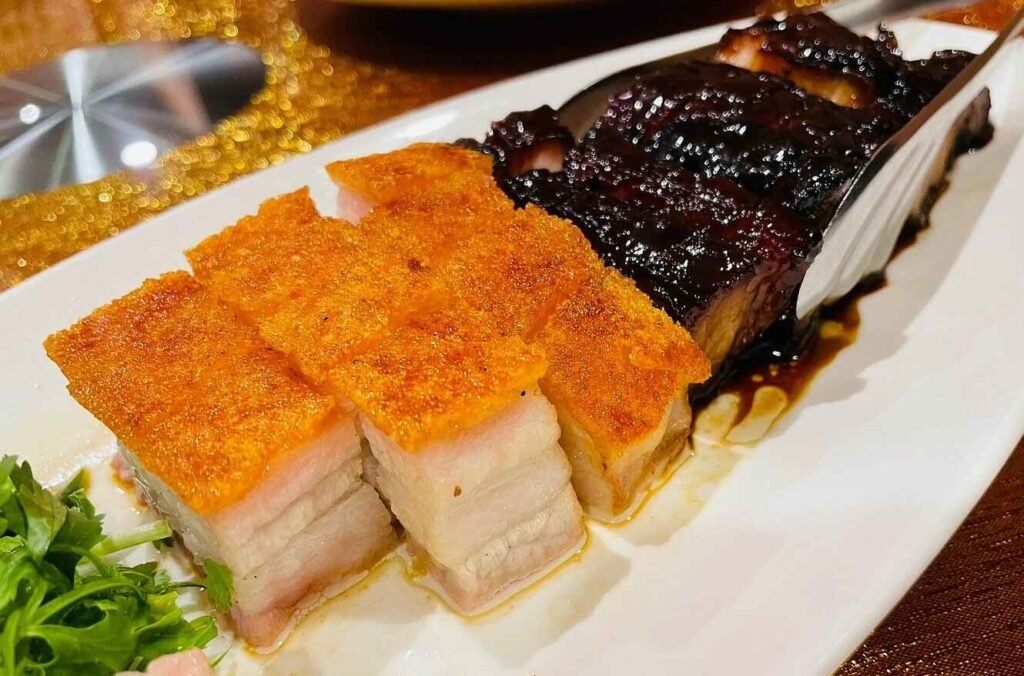 Crispy Roasted Pork & Honey Glazed Char Siew at Restoran Oversea, Jalan Imbi