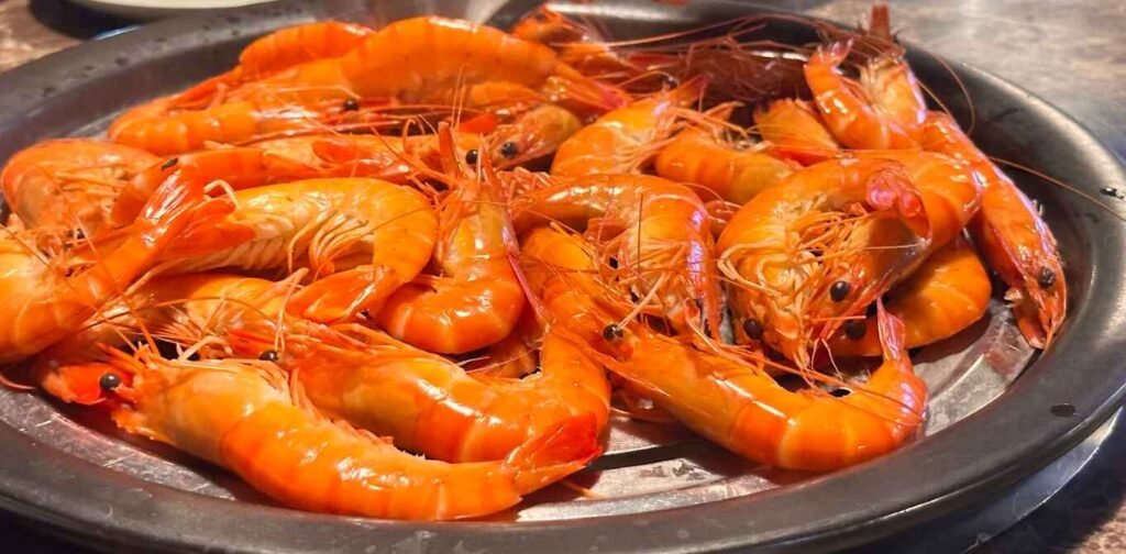 Steamed Live Tiger Prawns at Steam Era Seafood
