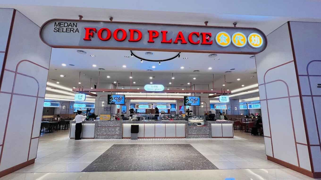 The main entrance of Food Place, a non-Halal food court in Pavilion Kuala Lumpur, Bukit Bintang