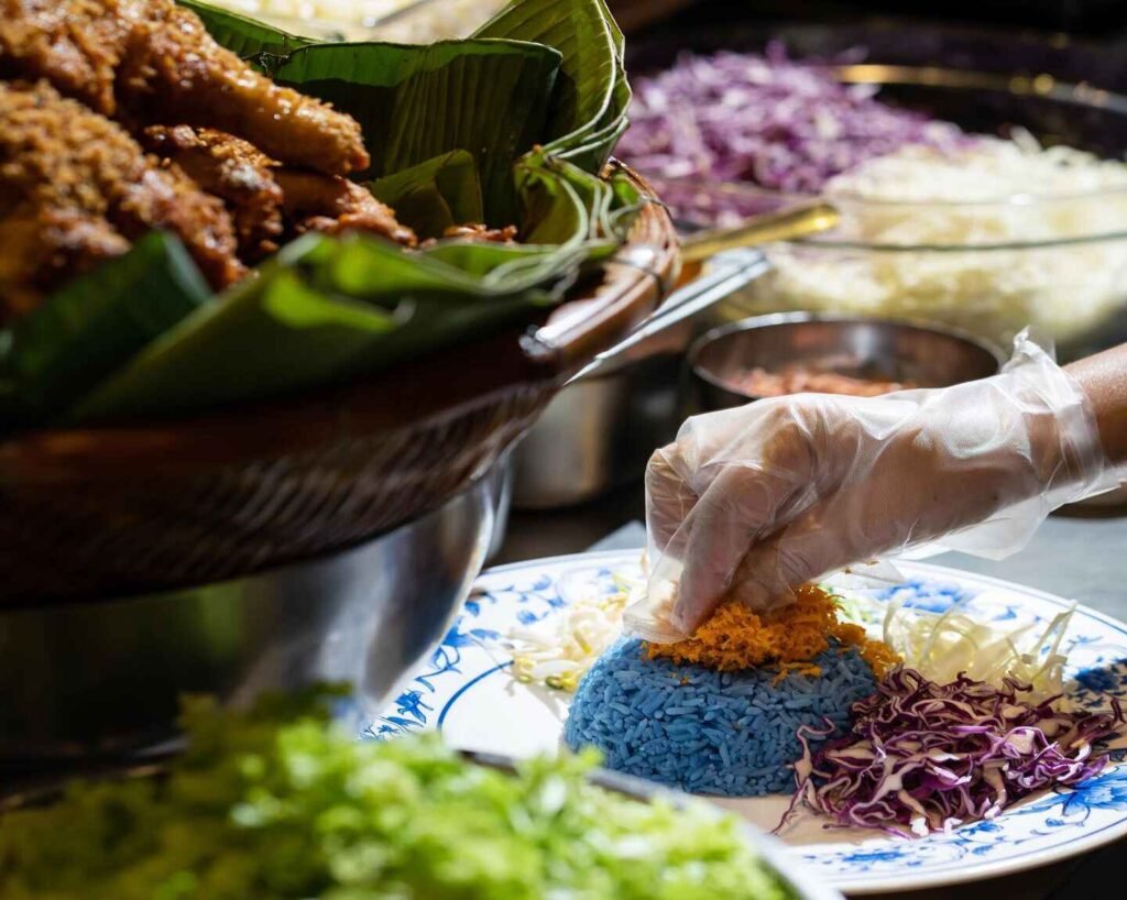 Chef preparing Nasi Kerabu at Nasi Lemak & Lontong, Food Republic Pavilion KL